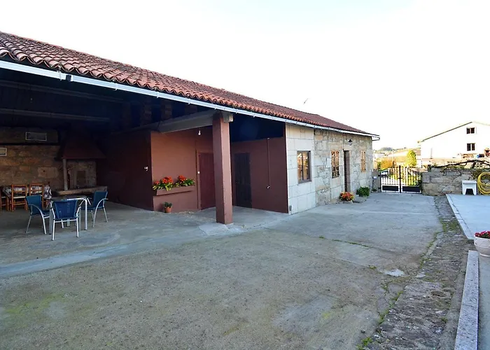 Casa De Piedra En Vilanova De Arousa
