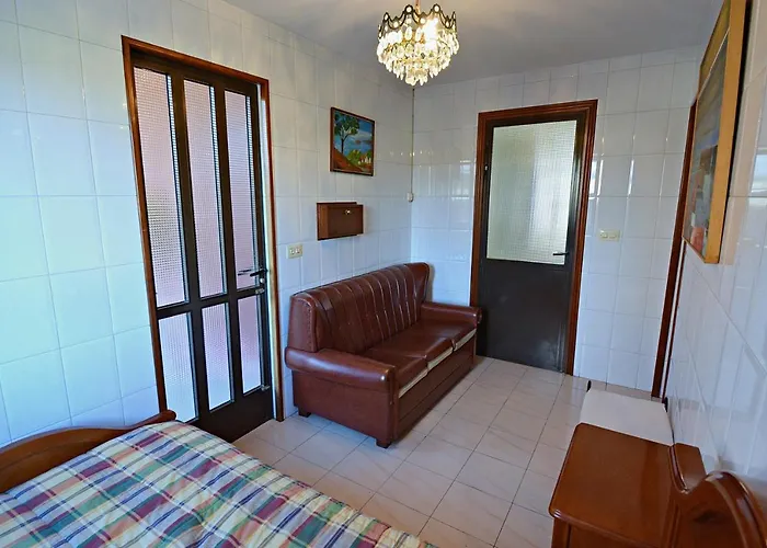 Casa De Piedra En Vilanova De Arousa
