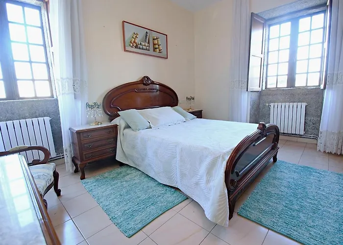 Casa De Piedra En Vilanova De Arousa