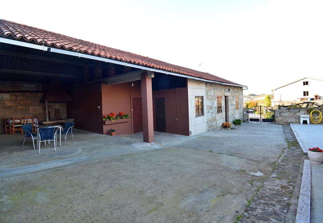 Casa De Piedra En * Villanueva De Arosa